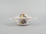 an image of a white bowl with a lid