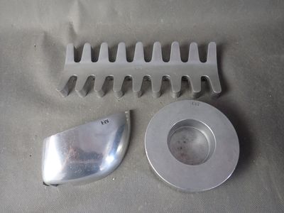 a metal object that is laying on a table