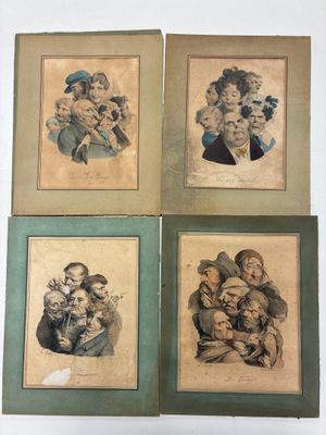 quatre photos encadrées représentant des personnes portant des chapeaux