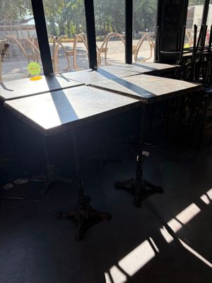 a table that is sitting in the middle of a room