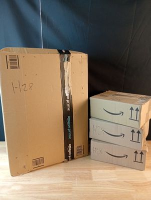 Lot de 4 colis Mystere (Retour Amazon,NPAI, Adresse incomple…