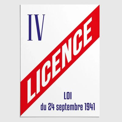 une affiche blanche ornée d'une bande rouge et bleue