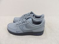 NIKE - Taille 44 - Sneakers Air Force 1 Low '07 LV8 gris fum… (photo 4)