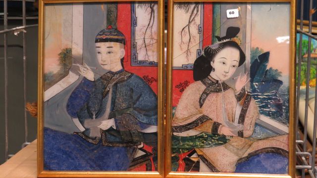 CHINE 20ème : « couple de fumeurs » paire de portraits fixés sous...