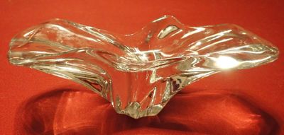 Baccarat : Vide-poches de forme libre en cristal translucide…