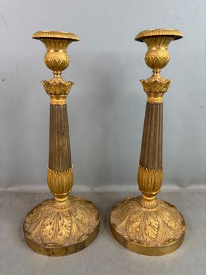 paire de chandeliers anciens en laiton