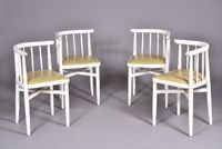 Editions THONET. Table de salle à manger en bois laqué blanc… (photo 5)