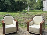 une paire de fauteuils de salon Art déco, dans le style d'une paire de fauteuils