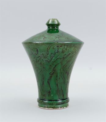 vase avec un émail vert émail émail émail émail émail émail émail émail émail émail