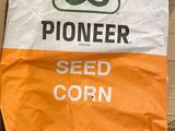 a bag of seed that is sitting in a box