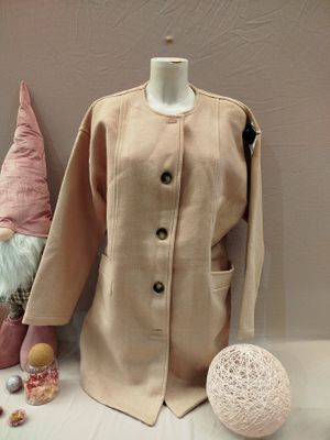 lot de 10 manteaux pour femmes de la marque CHARLIOR