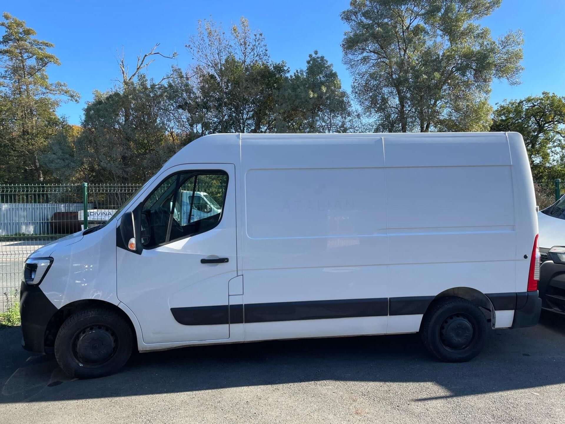 RENAULT MASTER - Genre : CTTE - Carrosserie : FOURGON - Ener…