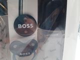 a picture of a baby gift set in a box