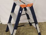 an image of a small step ladder in a room