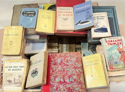 beaucoup de livres sur la table ensemble sur la table