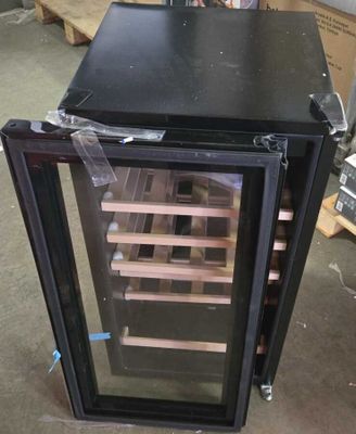 230 / Matériel Hors Service /// contour du bas + charn…