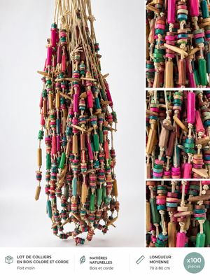 Lot de 30 jolis collliers colorés en bois