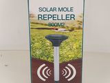 la boîte du « Solar Moler » est ouverte sur la table