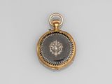 une montre de poche en or sertie de diamants