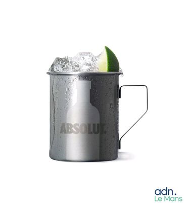 une image représentant une tasse contenant un citron vert