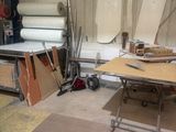 many pieces of furniture that are sitting in a room