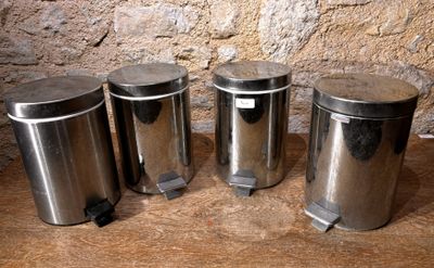 Lot de 4 mini poubelles
