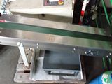 a picture of a machine that is sitting on a pallet