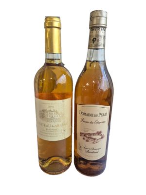 Lot de deux bouteilles : - Château Garreau Loupiac 2004