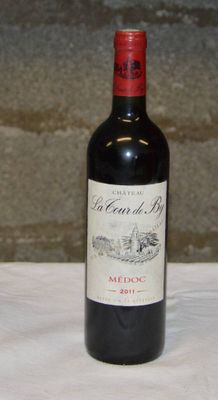 12 btl LA TOUR DE BY 2011 Medoc rouge