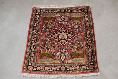 TAPIS fait main, laine et soie.