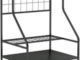 une étagère en métal noir comportant deux tablettes et un porte-manteau
