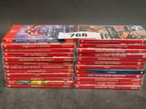 une pile de DVD empilés les uns sur les autres