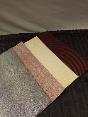 Lot de 220 sets de tables - modèles différents