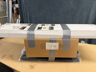 Lot d’équipements neufs divers dont : 8 Attaches rapides BEA…