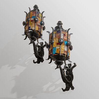 paire d'appliques de style Art nouveau, dans le style de Person