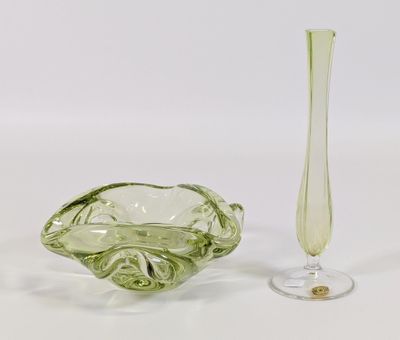 VAL SAINT LAMBERT, Belgique, XXe, vase type "berluze" en cri…