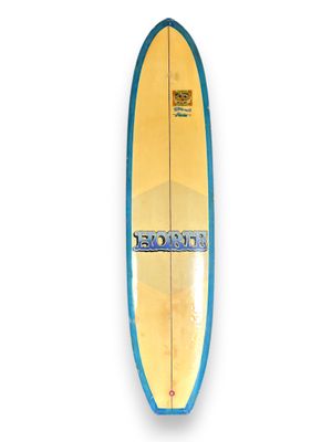 HOBIE SURFBOARD, Dana Point CA & Corky CARROLL (né en 1947)