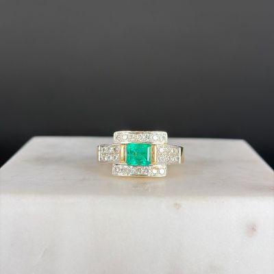 Bague en or jaune et or gris 750/1000 (18K) à plateau rectan…