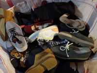 1/2 Palette de 60 paires de chaussures d'occasion, certaines… (photo 2)