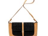 un sac à main noir et fauve muni d'une bandoulière