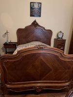LOT DE MOBILIER DE CHAMBRE comprenant : (photo 2)
