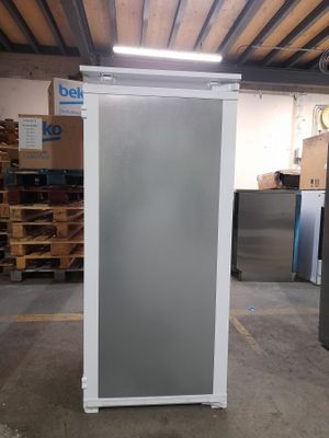 6 / Réfrigérateur 1 porte (armoire) intégrable/encastr…