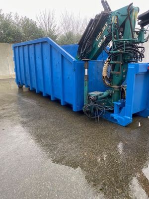 Lot benne grue - Grue loglift 105 Z - Benne guima - vendue s…