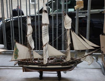 Maquette de voilier Haut. - Long.