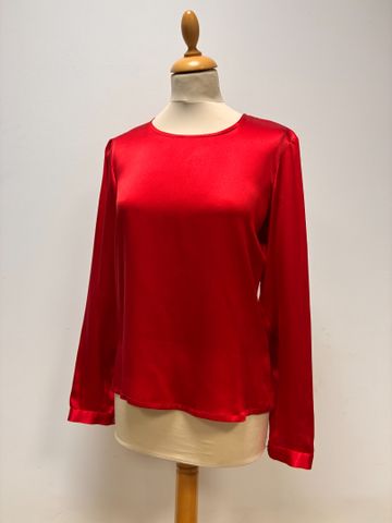 Yves SAINT LAURENT Variation – Top en soie rouge. Très bon état. ...