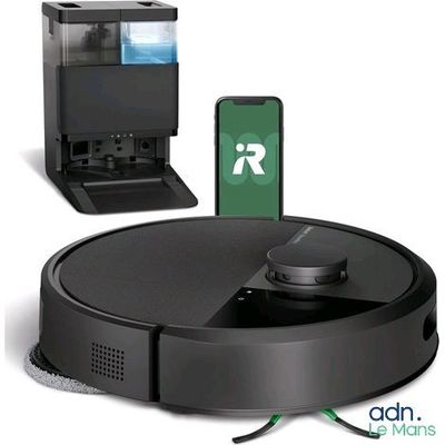 une image représentant un aspirateur robot sur lequel est posé un téléphone