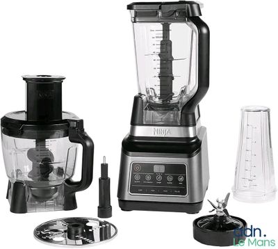 a picture of a blender and a blender sitting next to each other