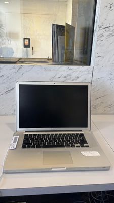 APPLE Ordinateur portable MacBook Pro Mod. A1286 15" @ 2,53 …