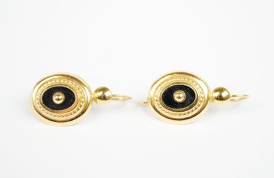 Boucle D'oreille En Or Bicolore 18K Avec Un Petit Diamant - Fermoir à Clous - Une Seule
