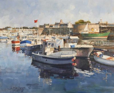 peinture de bateaux dans un port avec des bâtiments en arrière-plan